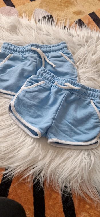 2 short 2/3ans primark