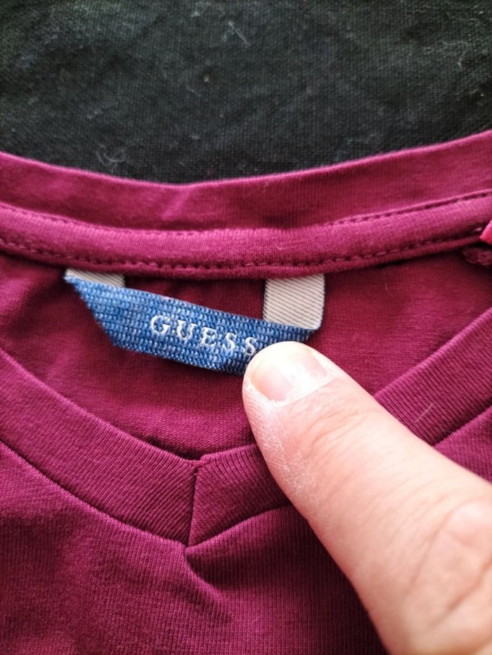 Robe bordeaux et broderie noire 7ans marque Guess - photo numéro 7