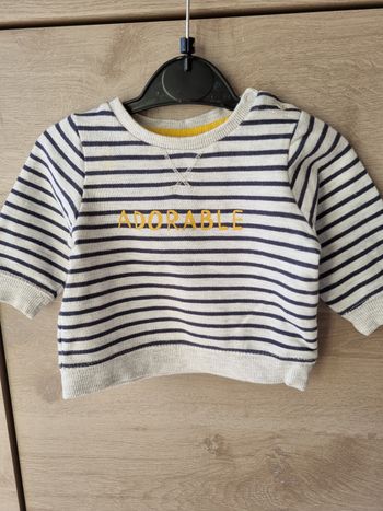 Pull tape à l œil 3 mois 