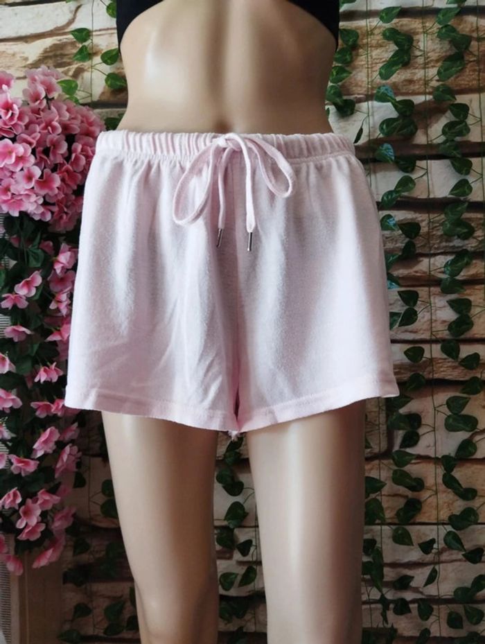 🌸Short tout doux rose 🌸Primark 🌸Taille 38/40🌸 - photo numéro 2