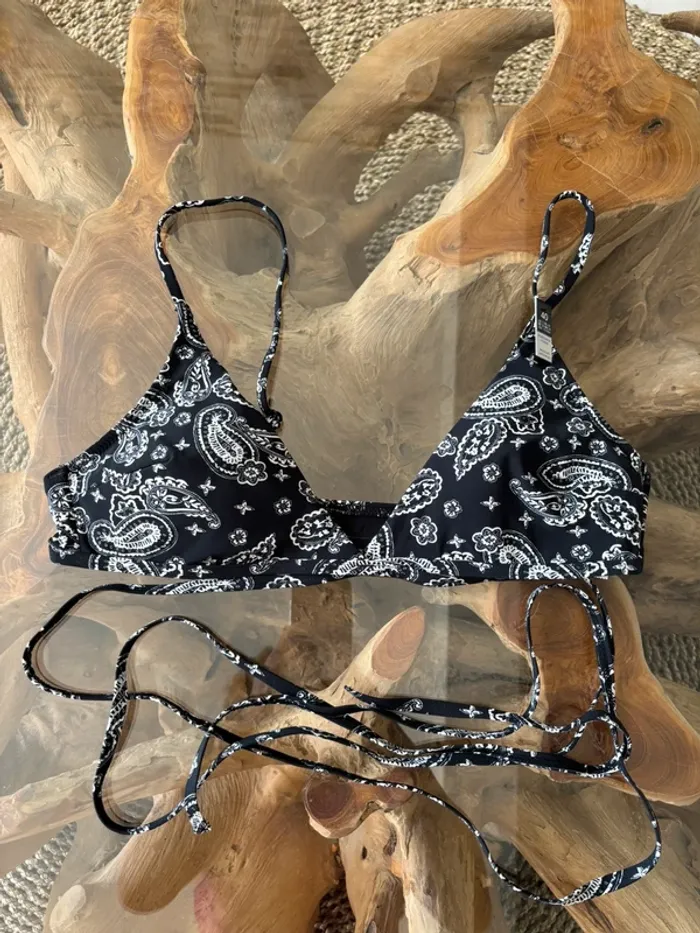 Haut de maillot de bain Etam noir Gabrielle webster