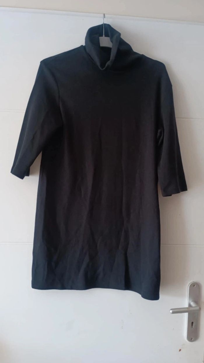 Robe noir