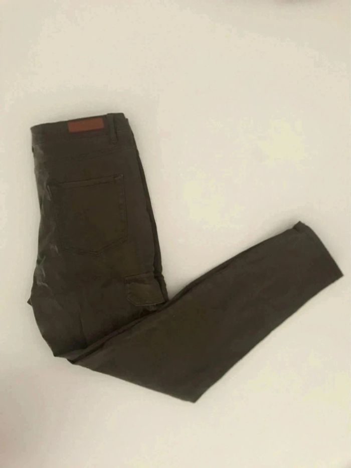 Jean kaki cargo femme taille 38 Jennyfer