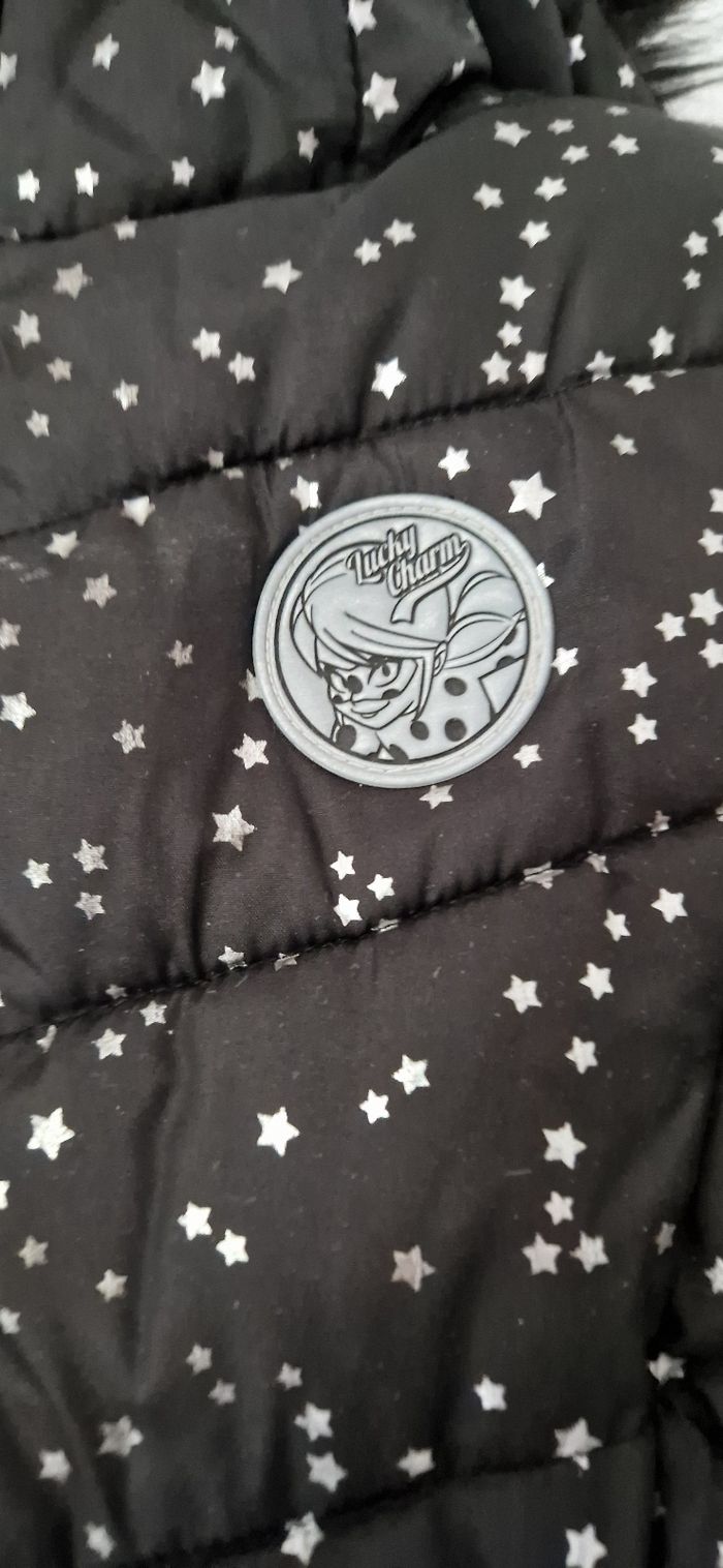 Blouson noir avec motif miraculous 6 ans - photo numéro 2
