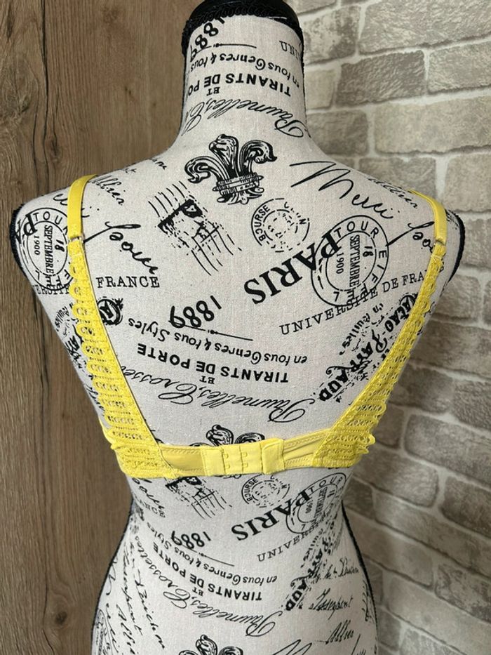 Soutien gorge taille 95B - photo numéro 6