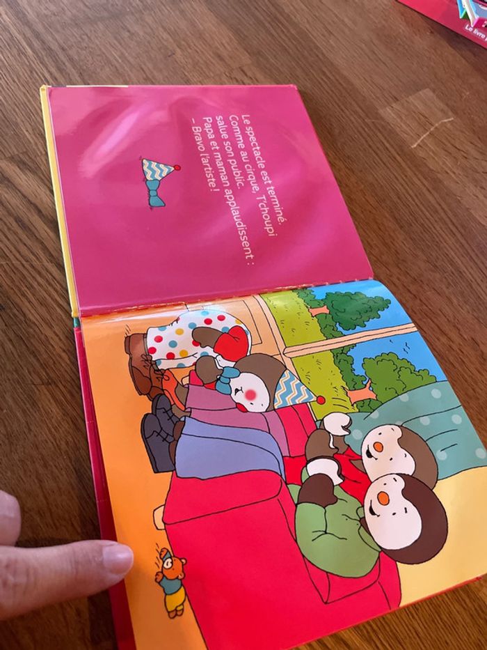 Livre Tchoupi se déguise Numéro 9 - photo numéro 8