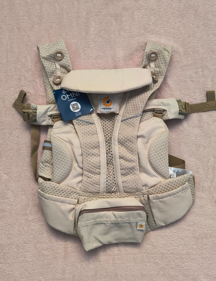 Porte bebe ergobaby omni breeze