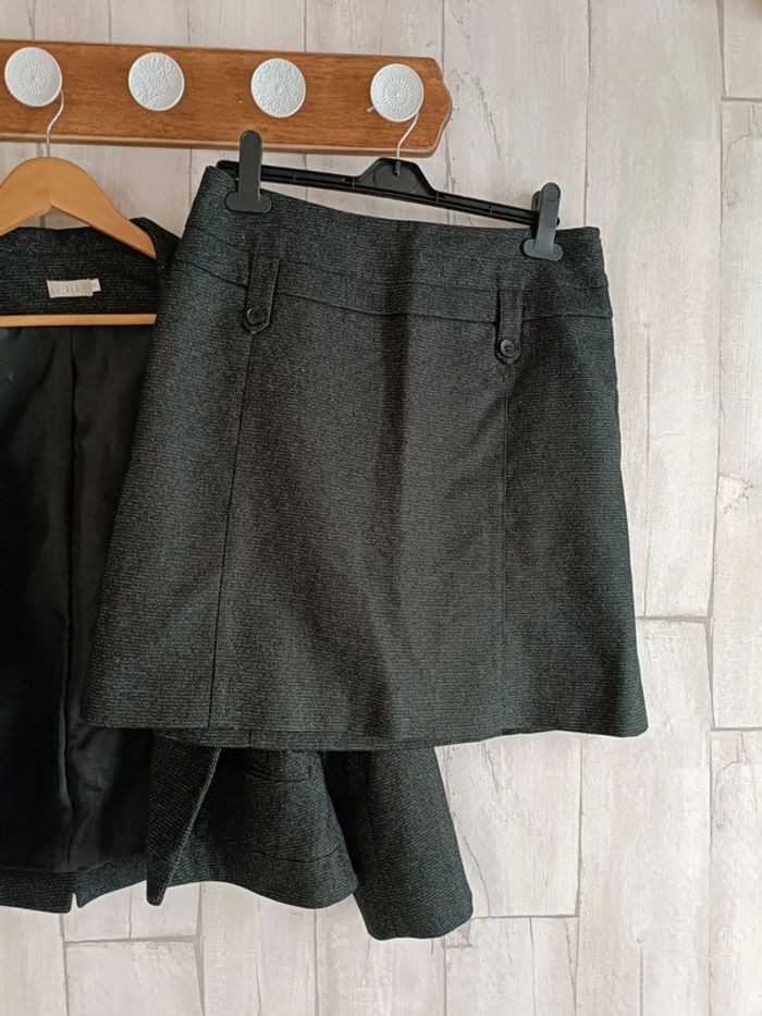 Ensemble blazer et jupe - photo numéro 4
