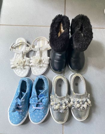 Lot de chaussures taille 26