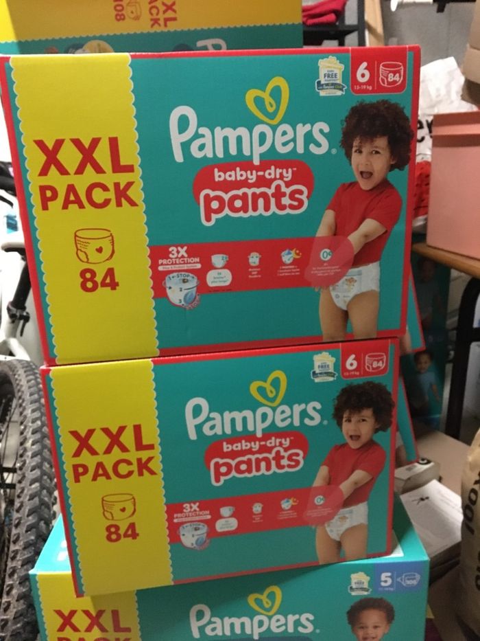 Couches Pampers baby dry pants taille 6