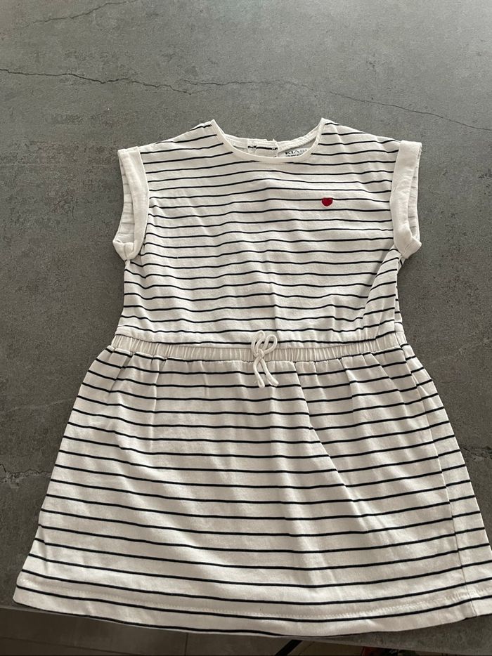 Robe 24 mois - photo numéro 2