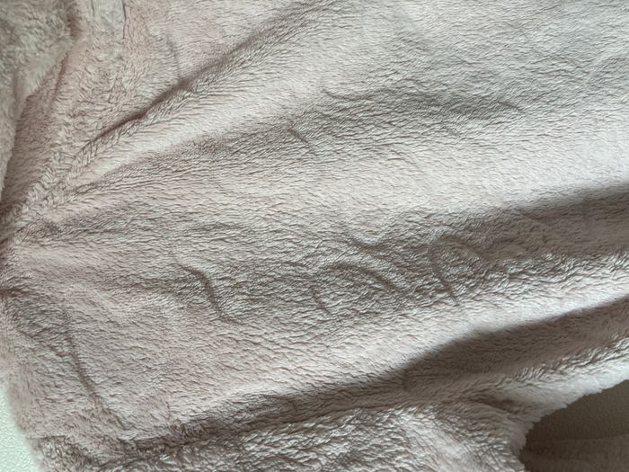 peignoir tout doux avec coeurs taille 8/9 ans - photo numéro 3