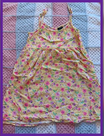 Jolie robe bretelles 8 ans