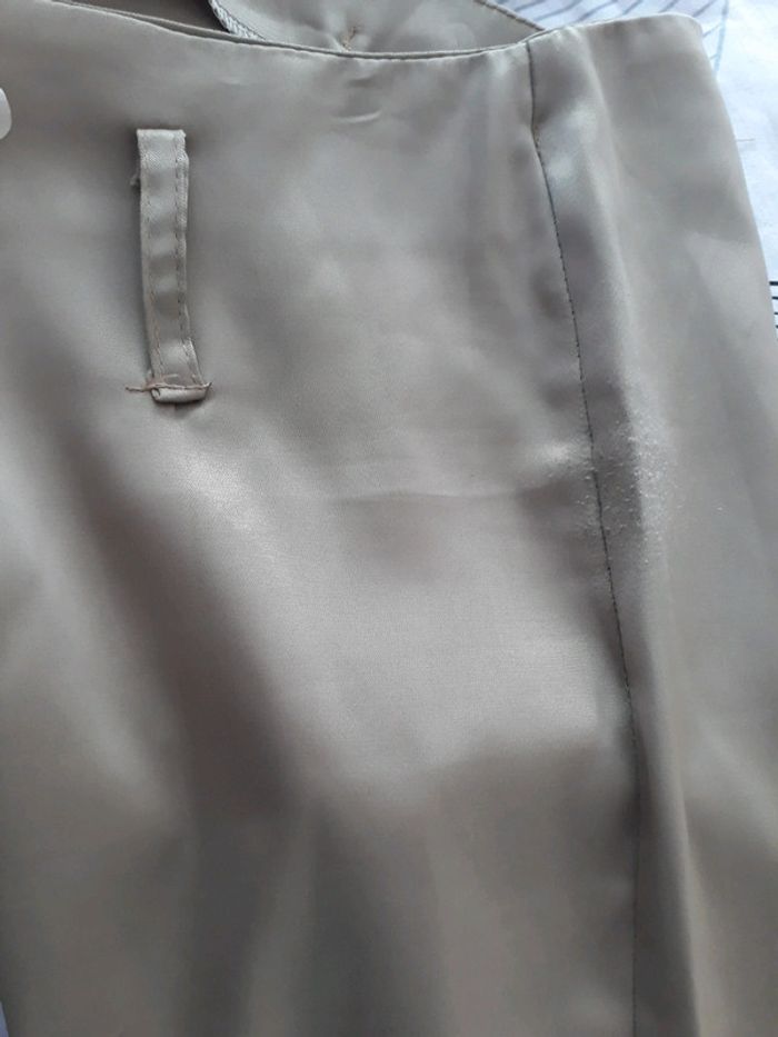 Pantacourt beige en coton effet satiné taille 2 - photo numéro 9