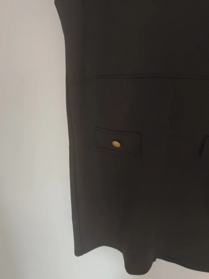 Robe noire mini Promod taille 40 excellent état - photo numéro 3