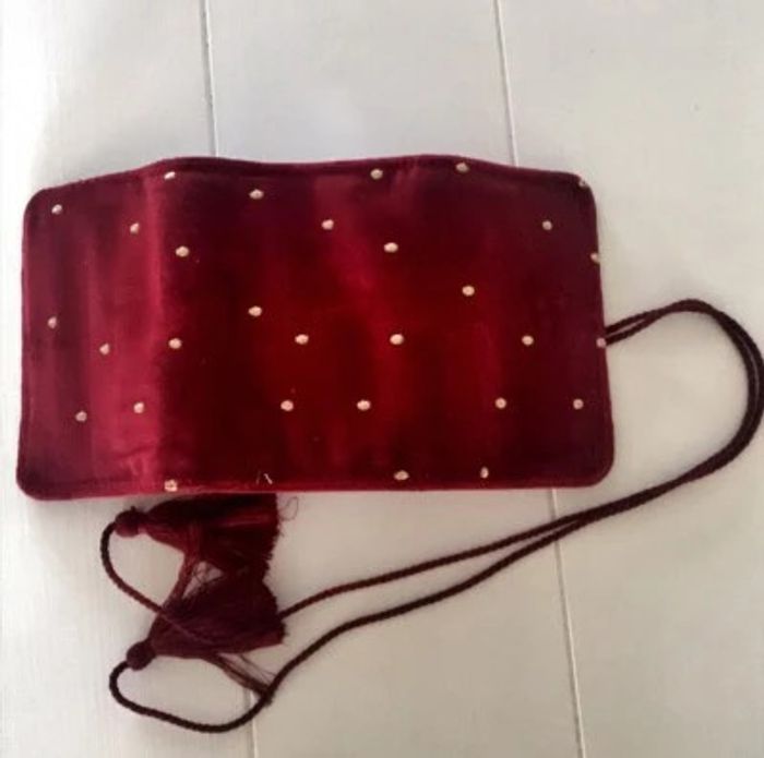 Mini pochette bijoux bordeaux à pois dorés - photo numéro 5