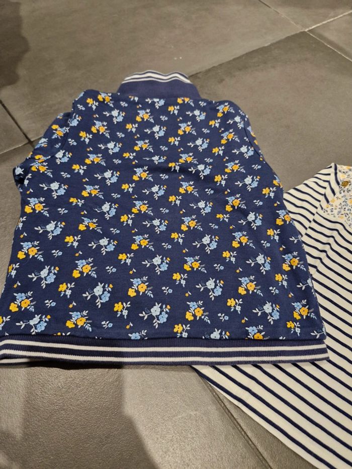 Ensrmble veste et t-shirt fille 6 ans - photo numéro 7
