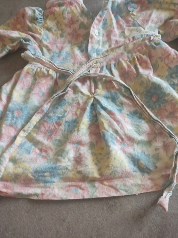 Robe fleurie 18 mois - photo numéro 2