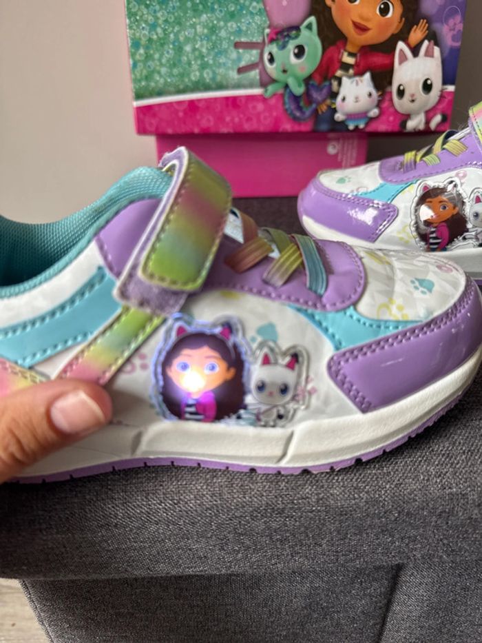 👟basket fille - Gabbyet la maison magique - taille 28- très bon état - photo numéro 6