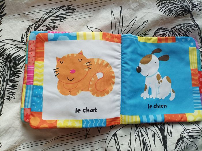 Livre pour bébés : "min petit livre des animaux" - photo numéro 4