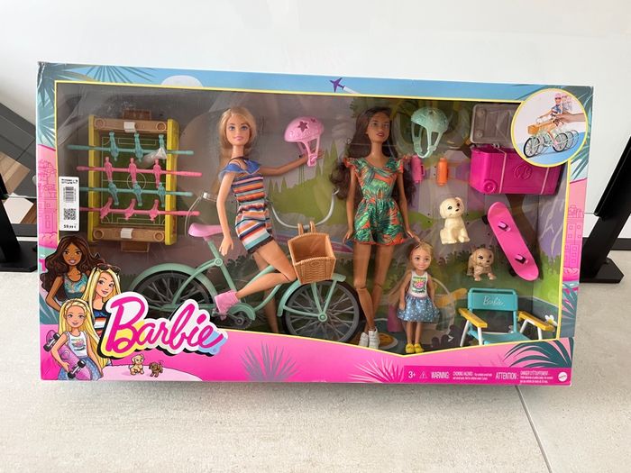 Barbie à vélo coffret vacances