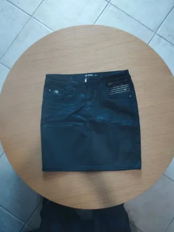 Jupe noire taille 36 la mode est a vous