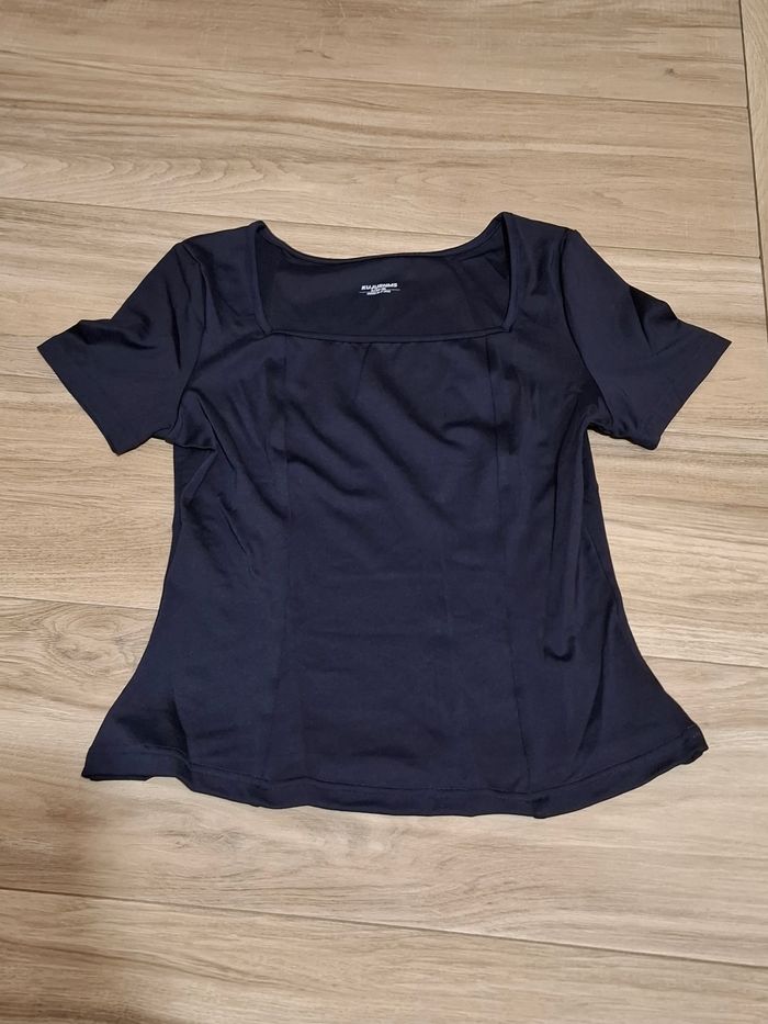 Tee-shirt femme col carré bleu marine