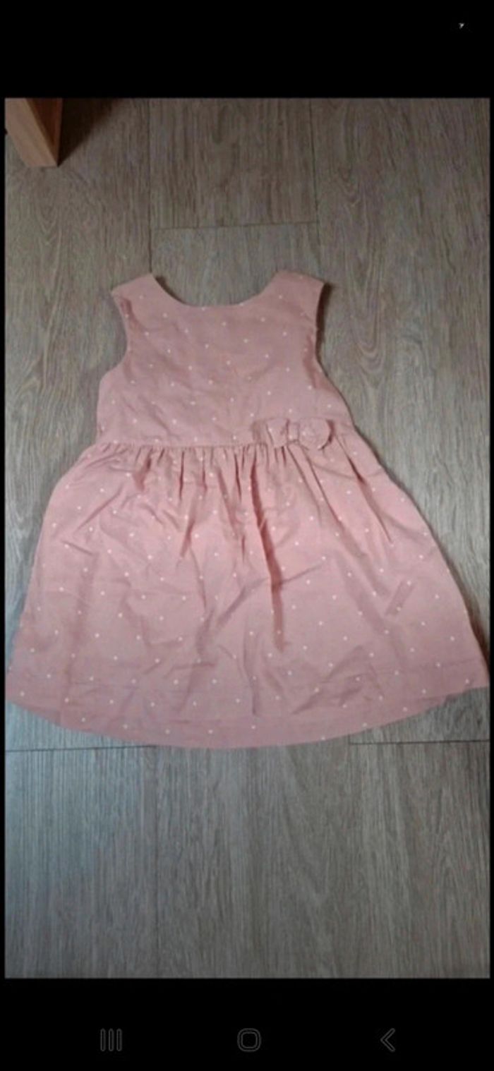 Robe sans manches Kiabi 6mois 67cm 👻