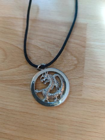 Médaillon dragon