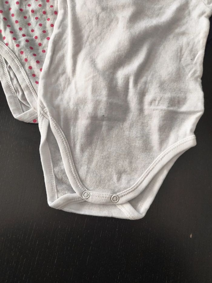 Lot bodies manches courtes - photo numéro 4