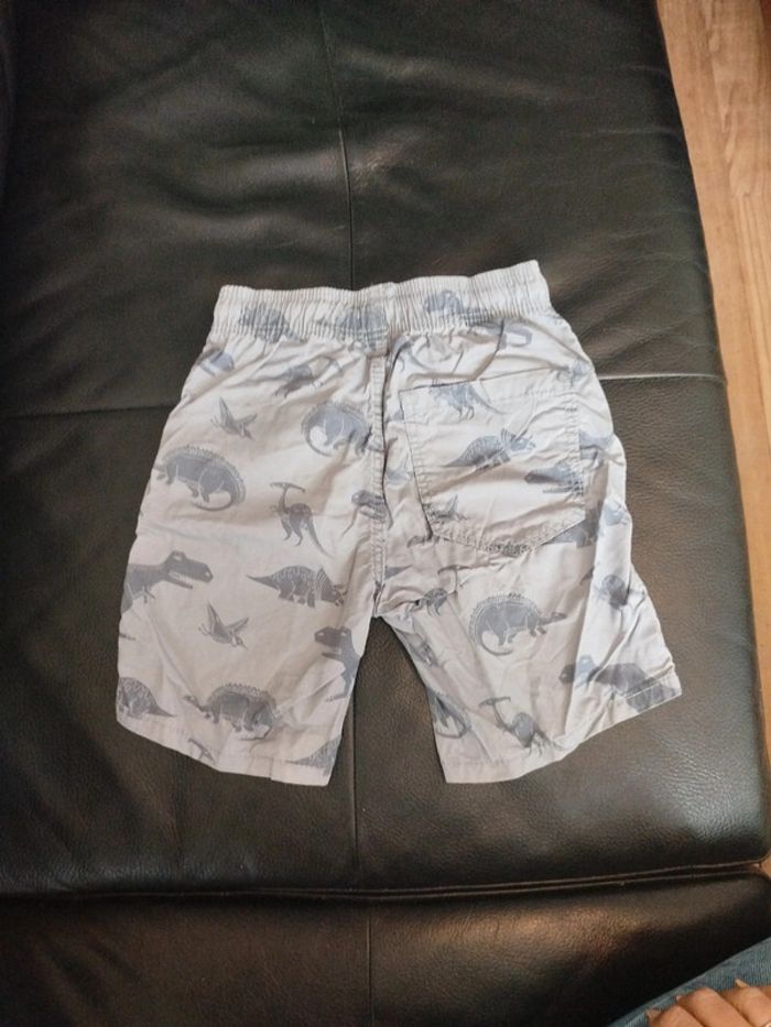 Short Kiabi 5 ans - photo numéro 3