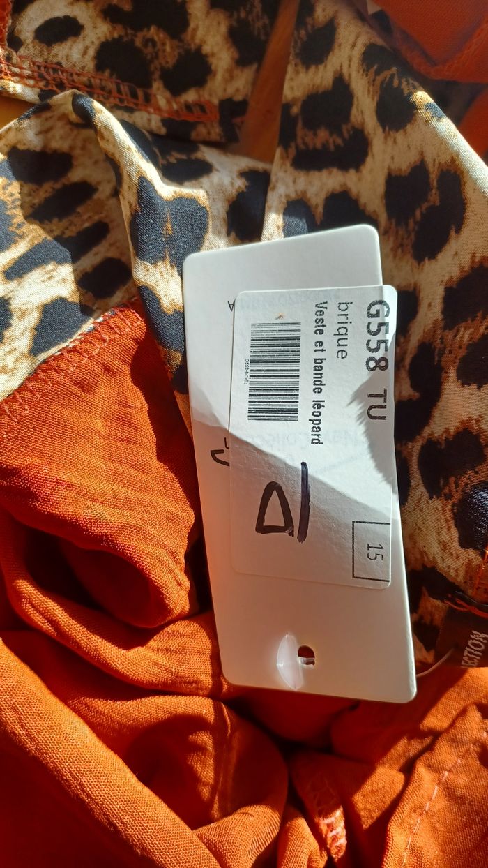 Veste et bandes léopard - photo numéro 6