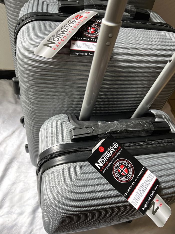 Set 3 valises rigides Geographical Norway gris à 4 roulettes, 1 valise à cabine 20 pouces, 1 moyenne - photo numéro 9