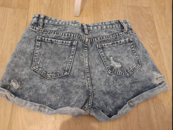 short taille m - photo numéro 2