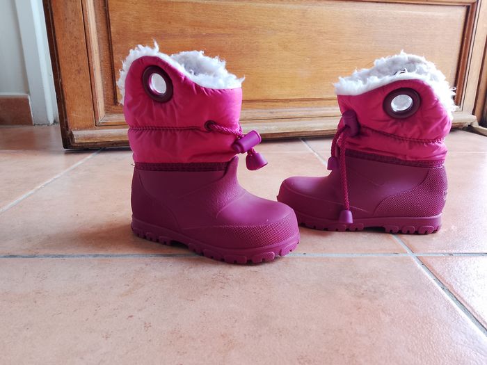 Bottes polaire fille  taille 20/21 - photo numéro 2