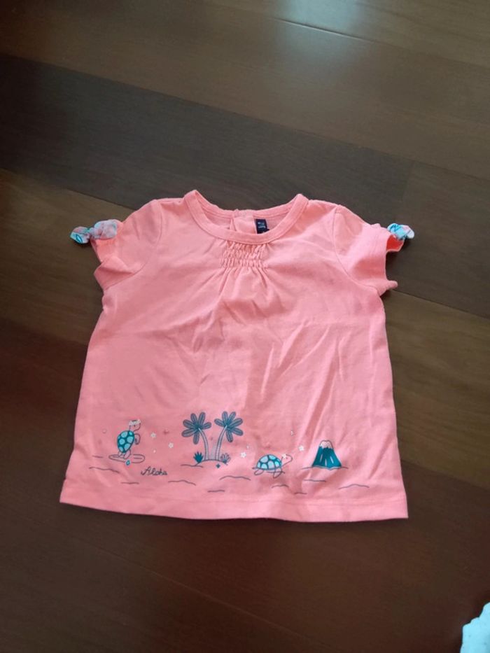 Haut rose fluo 9mois