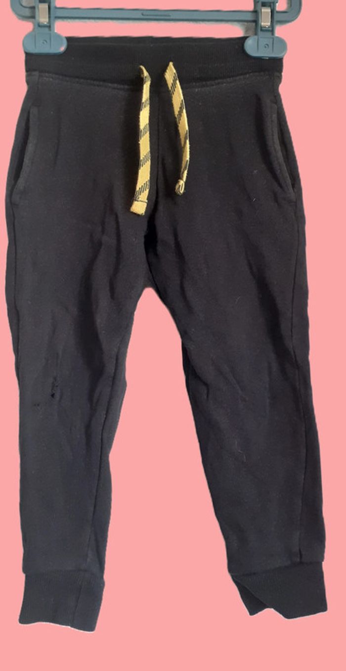 Pantalon jogging + un en kdo. 3 Ans. Kiabi. - photo numéro 5