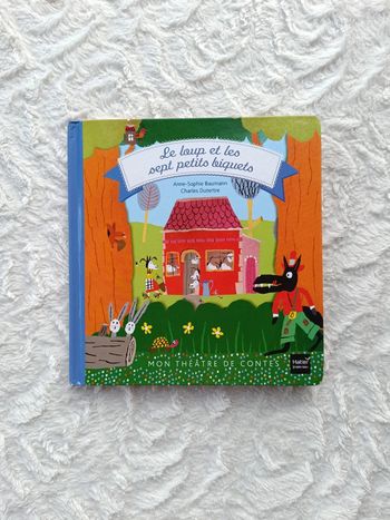 Livre Le loup et les sept petits biquets Mon théâtre de contes Hatier Jeunesse