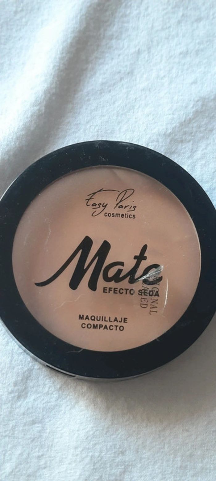 2 poudres compactes Teinte N°6 - photo numéro 2