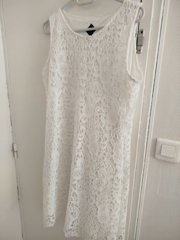 Robe Femme, taille 4