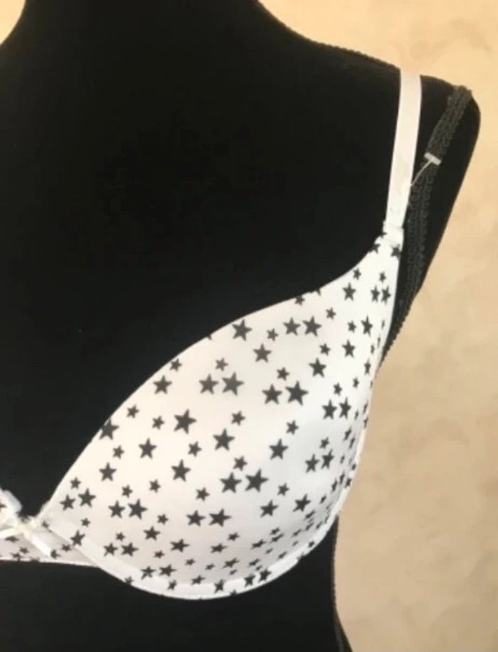 Soutien-gorge à étoiles 90D - photo numéro 2