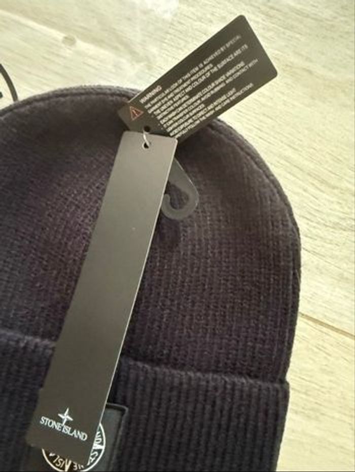 Bonnet stone island noir neuf - photo numéro 3