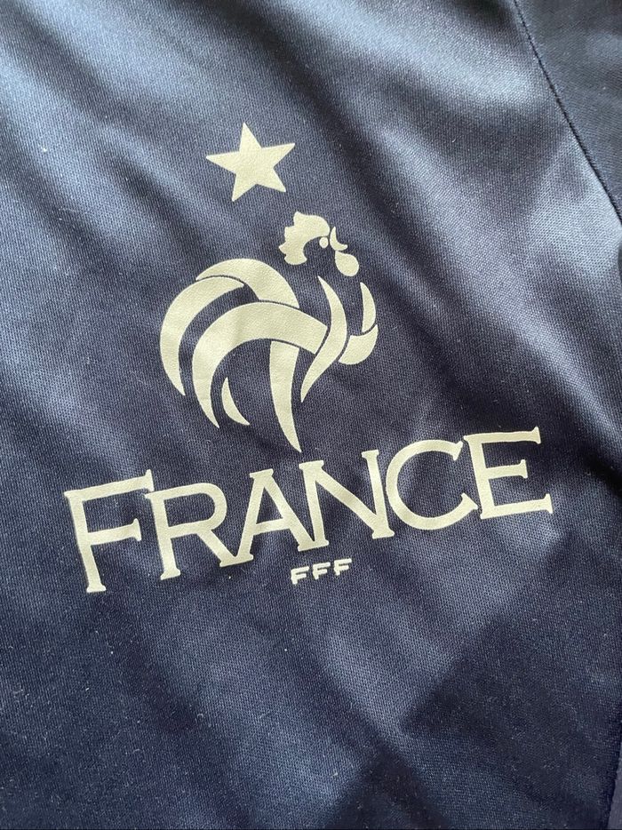 Short et maillot - photo numéro 3