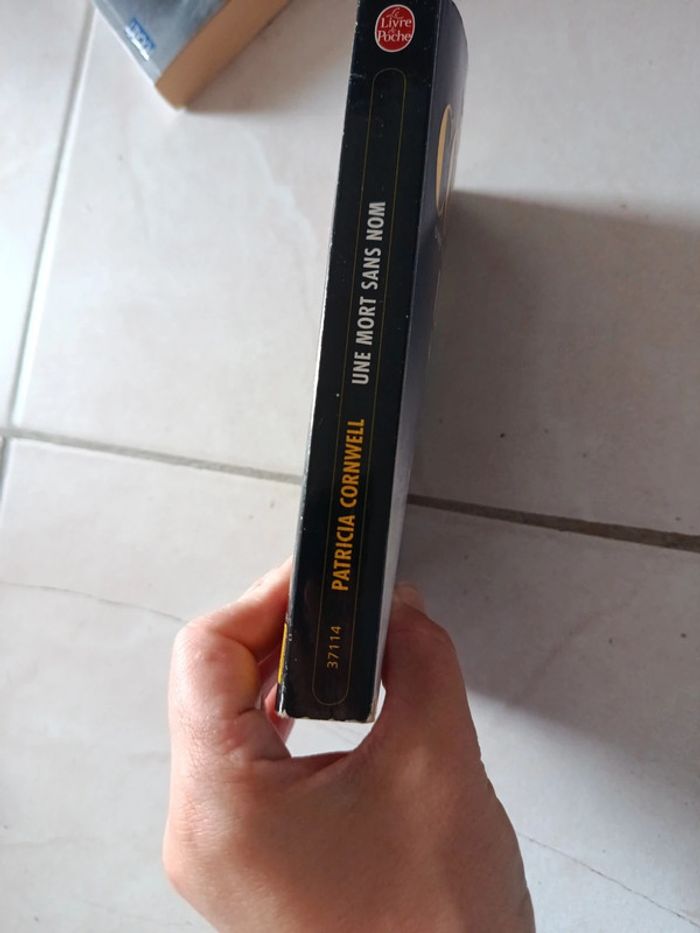 Une mort sans nom - photo numéro 3