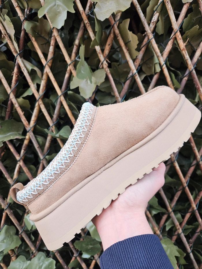 Ugg Tazz Sand Taille 39 - photo numéro 4