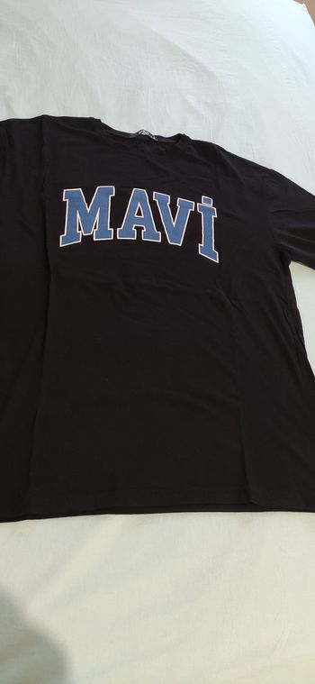 T-shirt homme taille L XL neuf, MAVI.