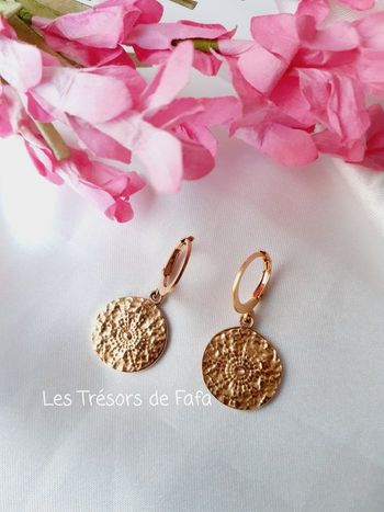 Boucles d'oreilles pendentif soleil doré