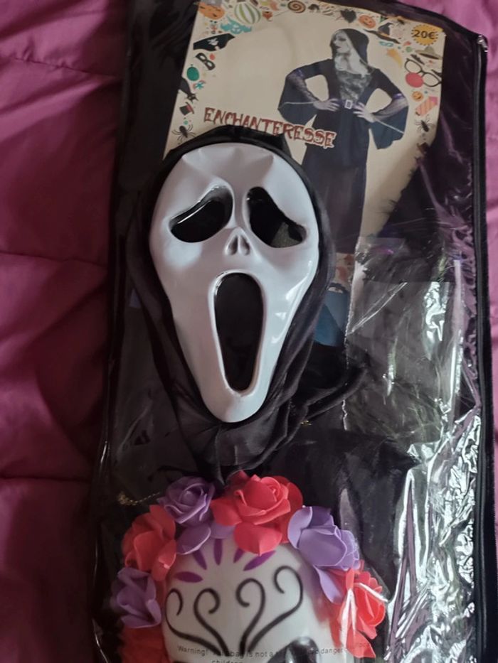Déguisement taille M+ masque - photo numéro 6