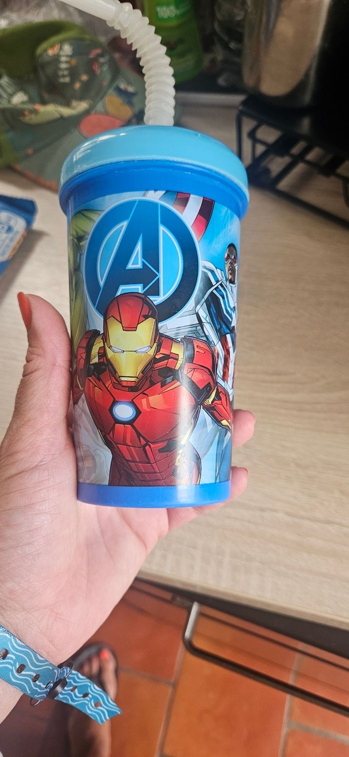 Gourde enfant avengers - photo numéro 2