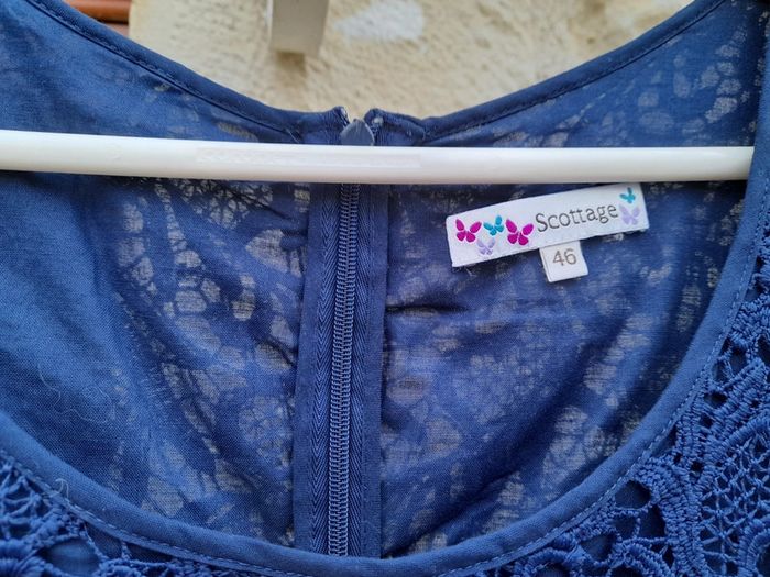 Robe longue dentelle bleue - photo numéro 2